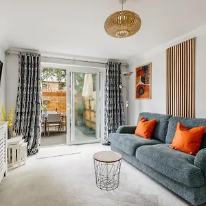 apt-town-centre-near-beach-2-bedroom-2-bathroom-with.bournemouth-hotels.org/